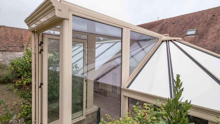 Stores bannes véranda Les Yvelines